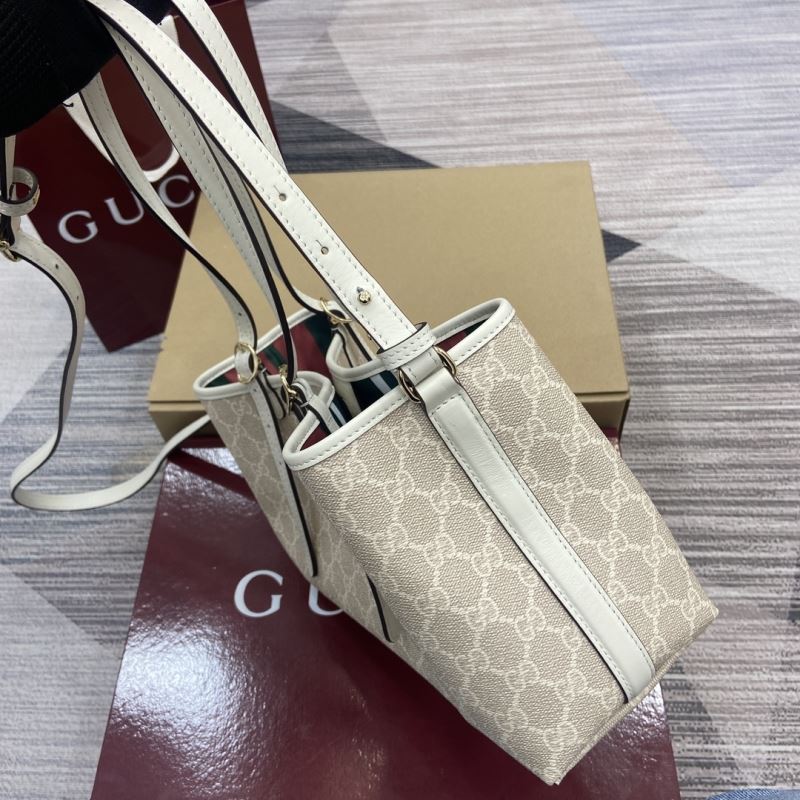 Gvc*1 tote bags